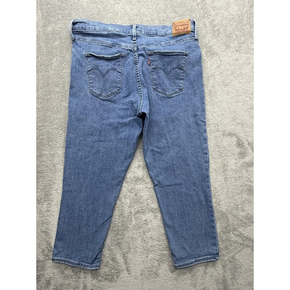 Levi's 311 Jeans‎ Womens Measured 35x23 Light Wash Shaping Skinny Capri